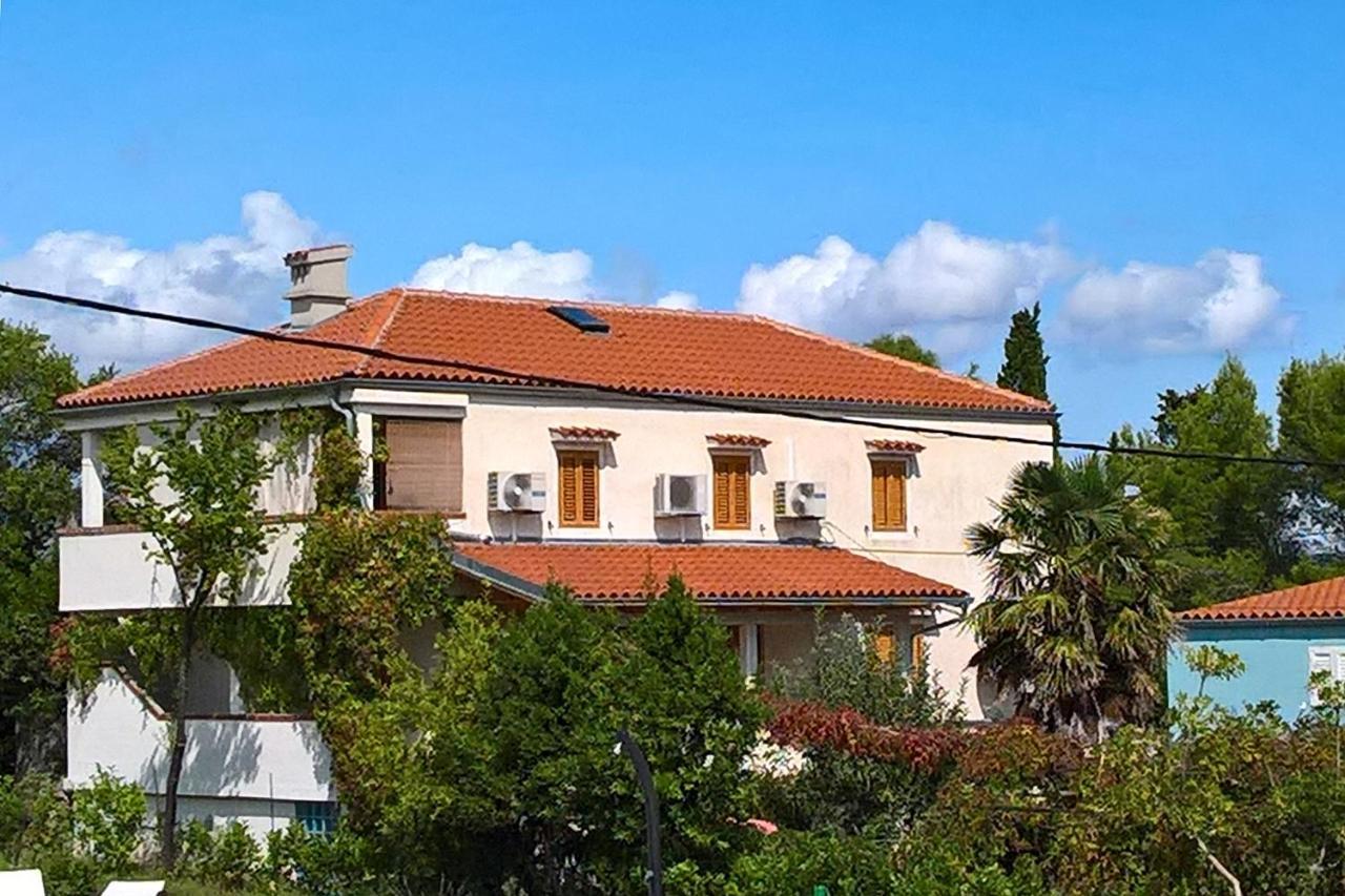 Apartments And Rooms With Parking Space Nerezine, Losinj - 8049 Exterior foto